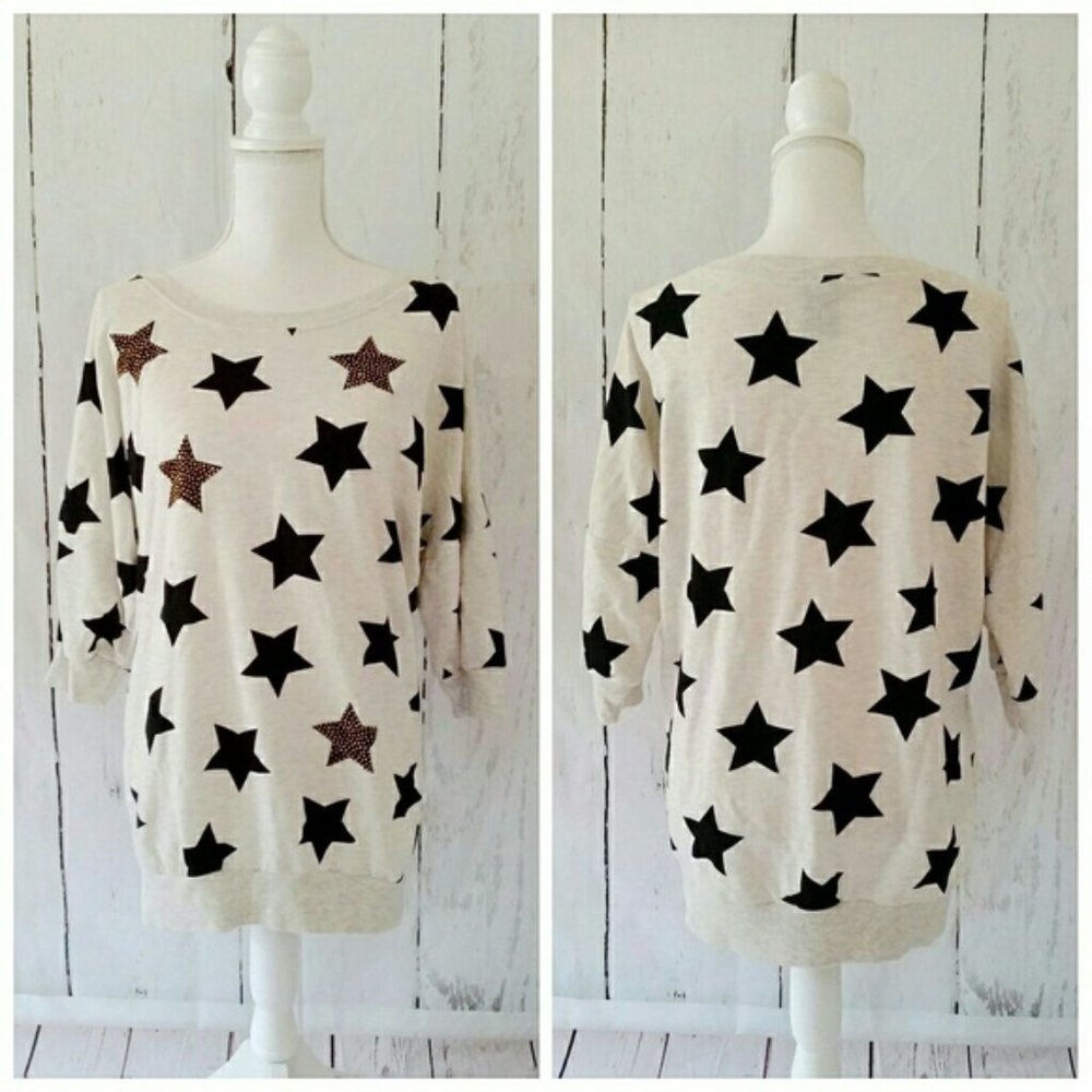 Oversized Star Struck Rhinestone Diamond Gem Jewel Sweater | Size M